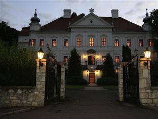 Teleki-Degenfeld Kastelyszallo Szirak Exterior photo